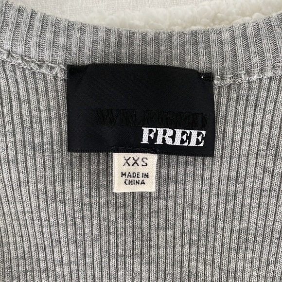 Gray Ribbed Dress - Picture 7 of 9